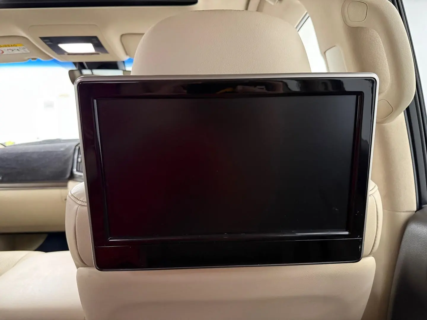 2018 Toyota Landcruiser Gallery Image 33