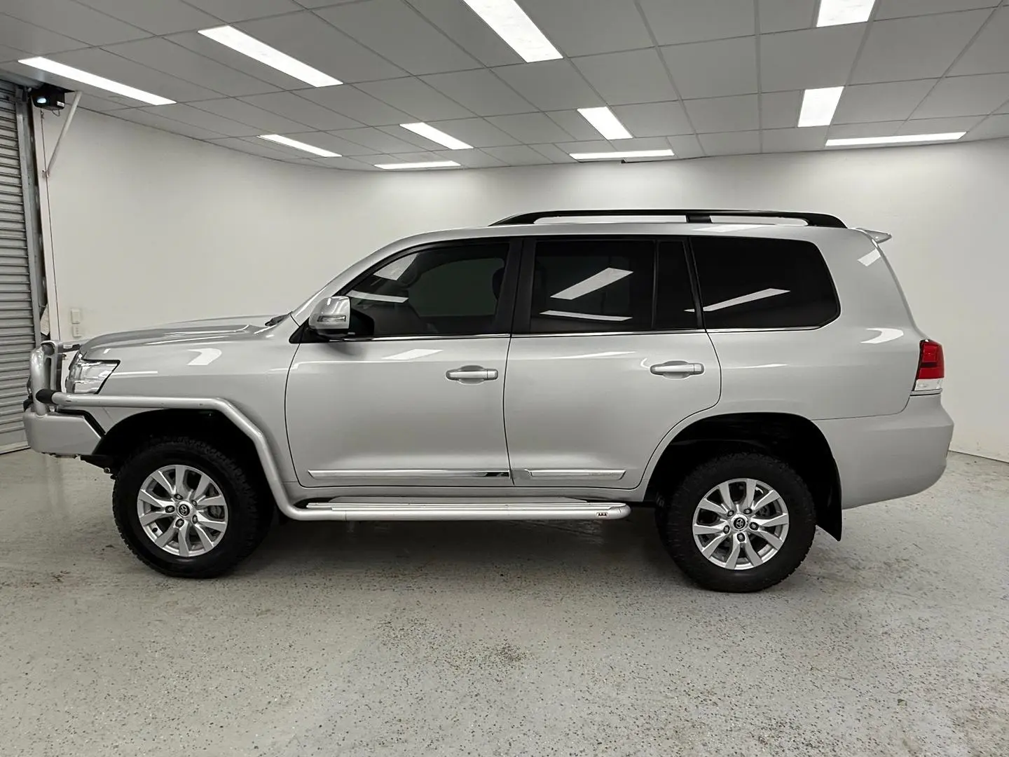 2020 Toyota Landcruiser Gallery Image 6