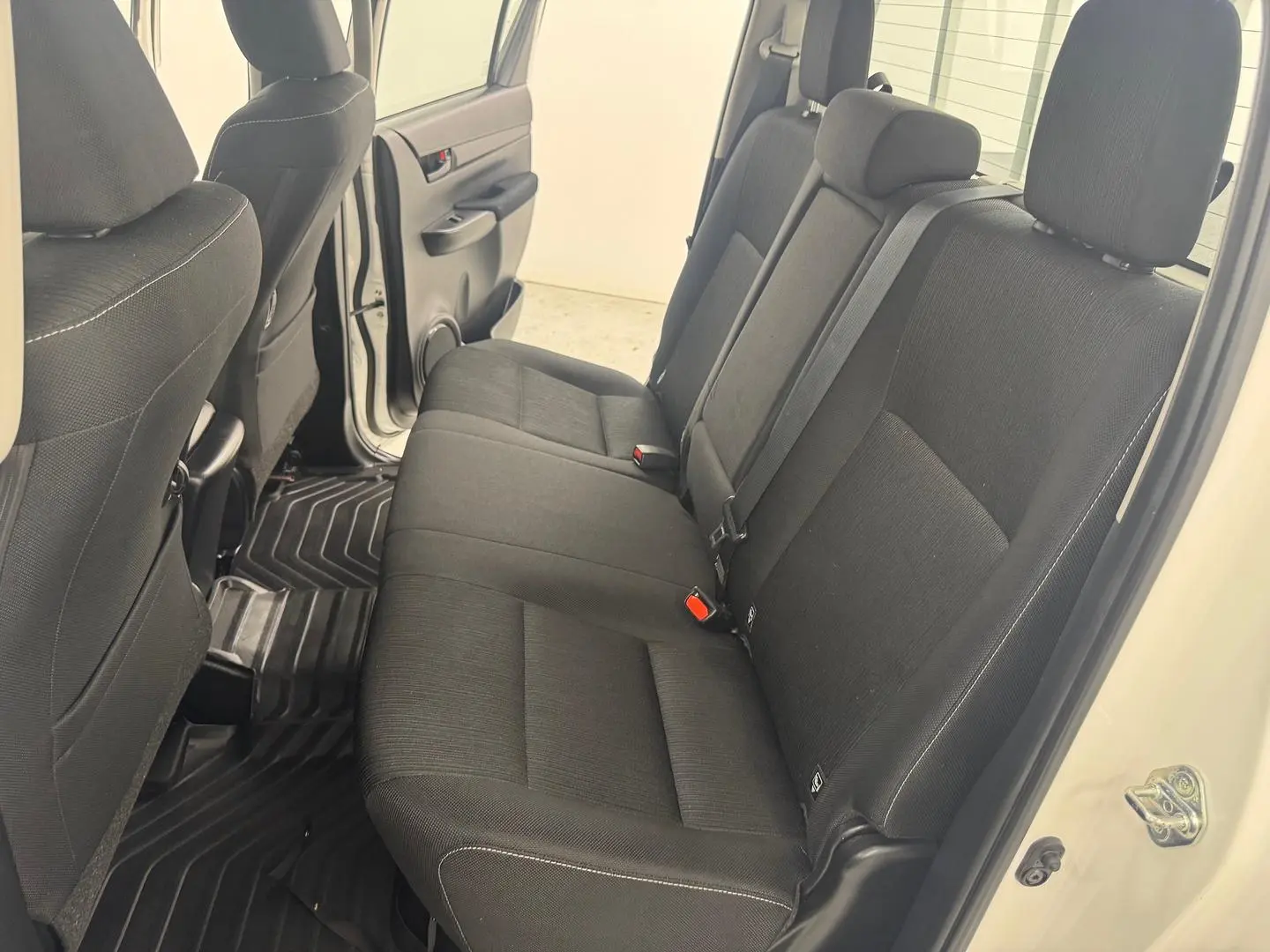 2023 Toyota Hilux Gallery Image 30