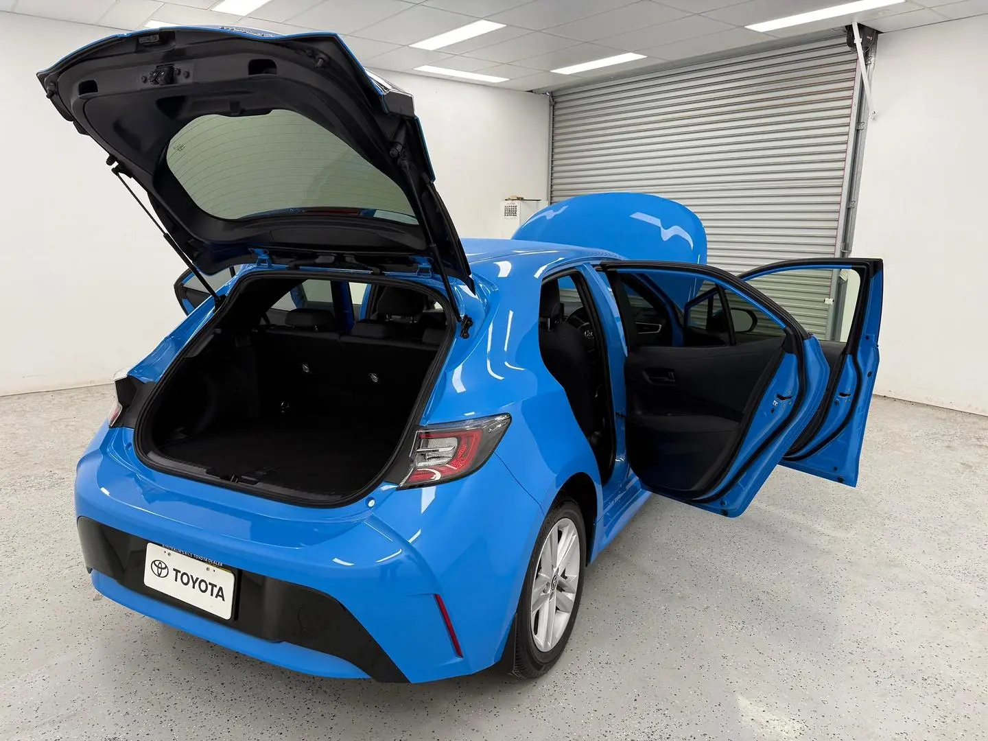 2019 Toyota Corolla Gallery Image 16