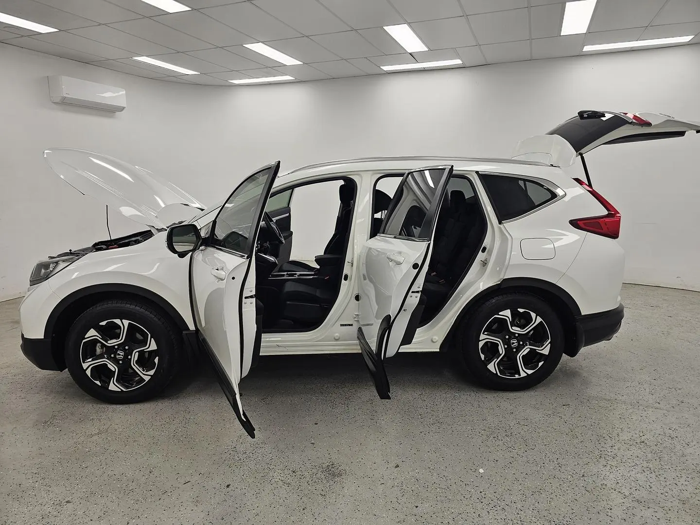 2018 Honda CR-V Gallery Image 10