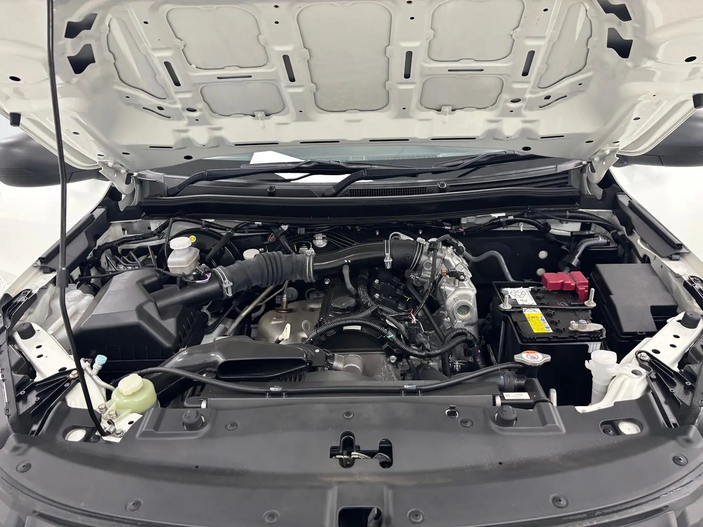 2021 Mitsubishi Triton Gallery Image 15