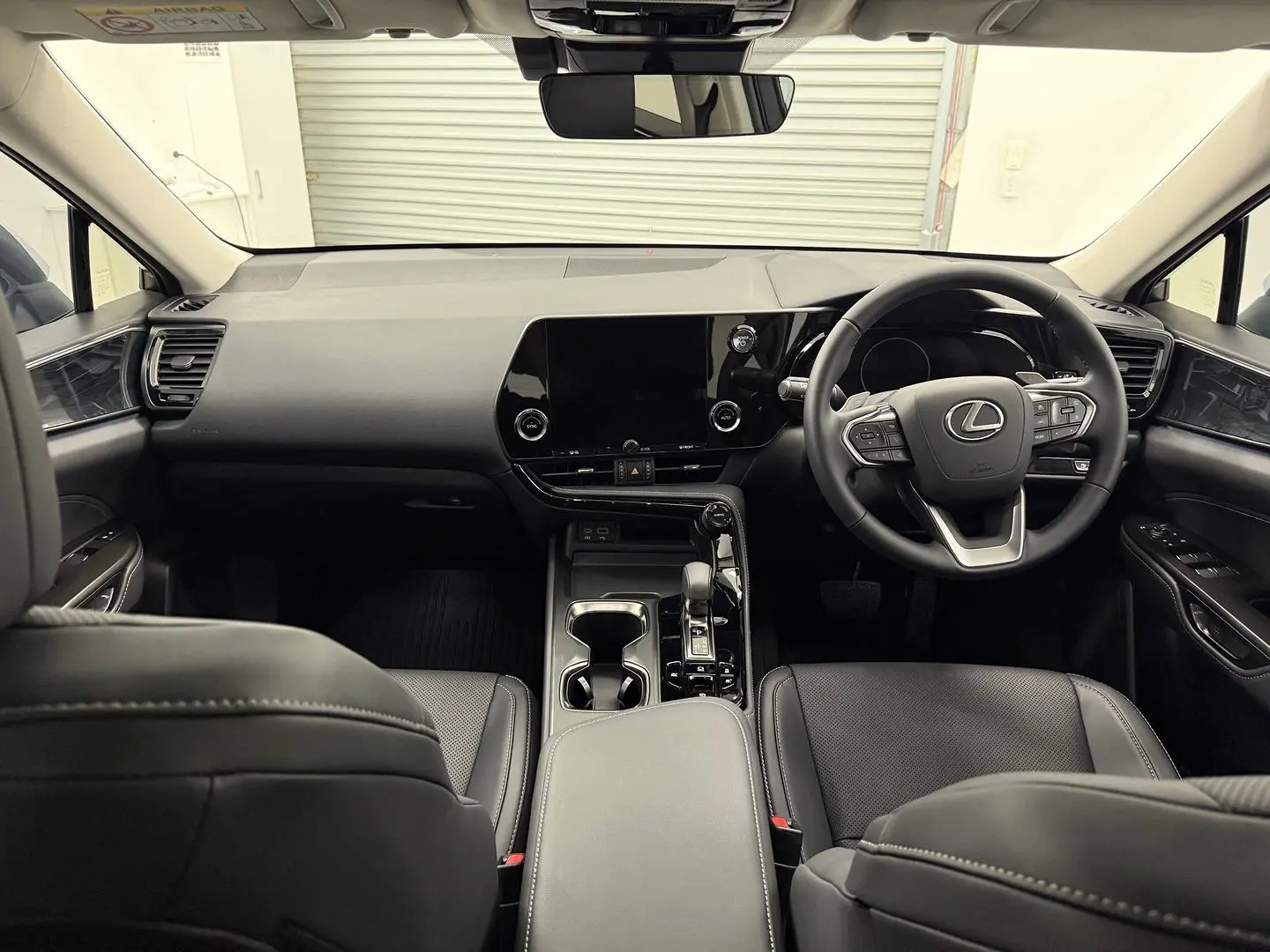 2025 Lexus NX Gallery Image 21