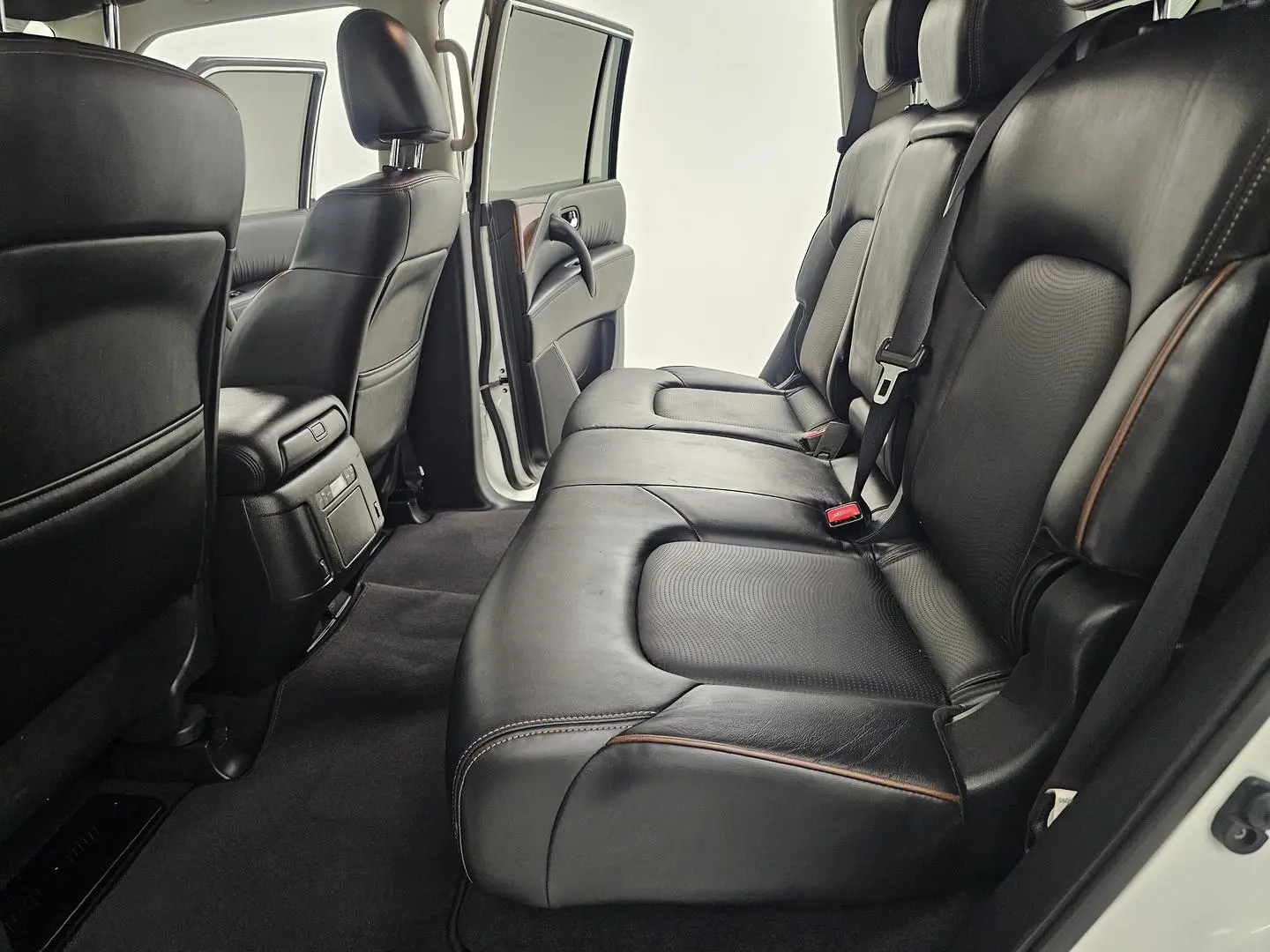 2020 Nissan Patrol Gallery Image 15