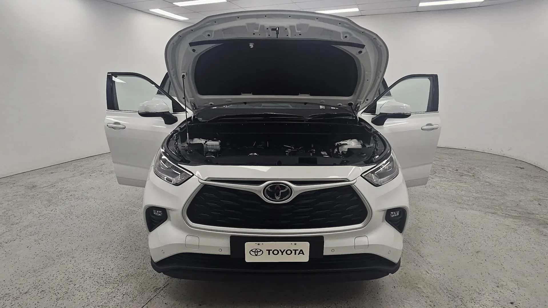 2022 Toyota Kluger Gallery Image 25