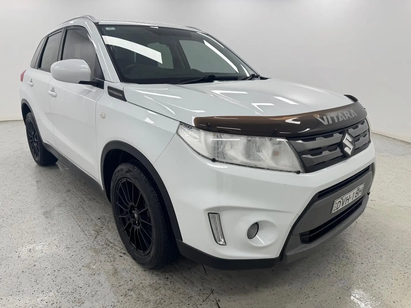 2018 Suzuki Vitara Gallery Image 1