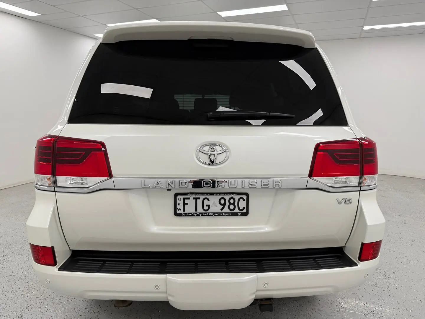 2021 Toyota Landcruiser Gallery Image 4