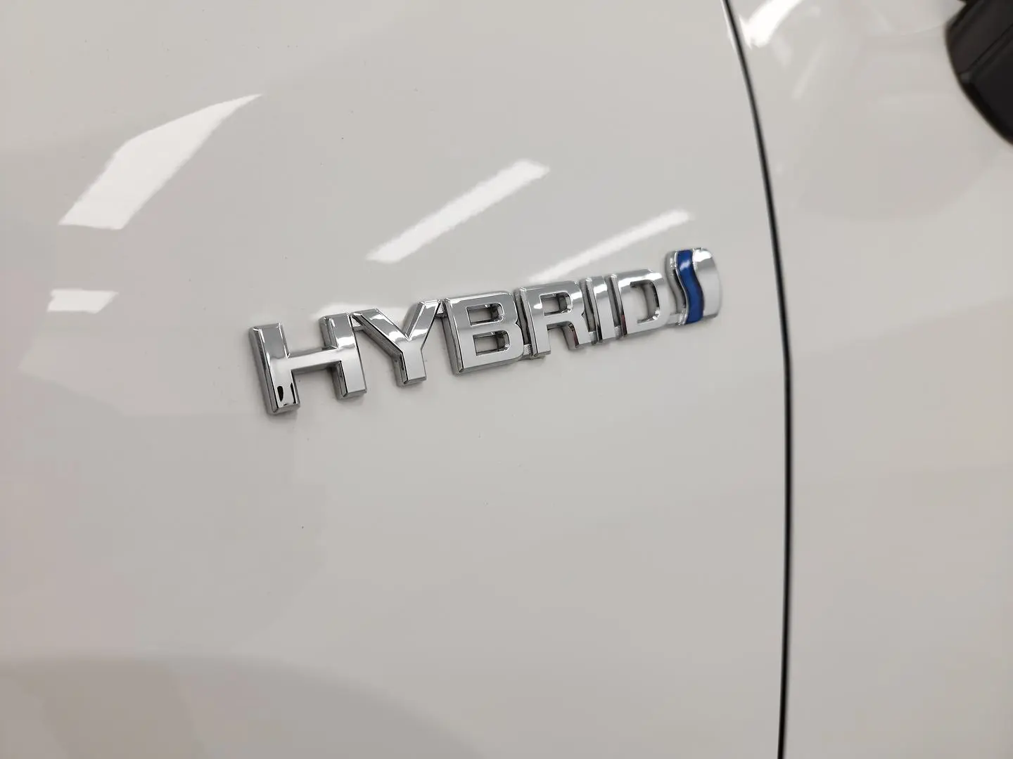 2020 Toyota RAV4 Gallery Image 34