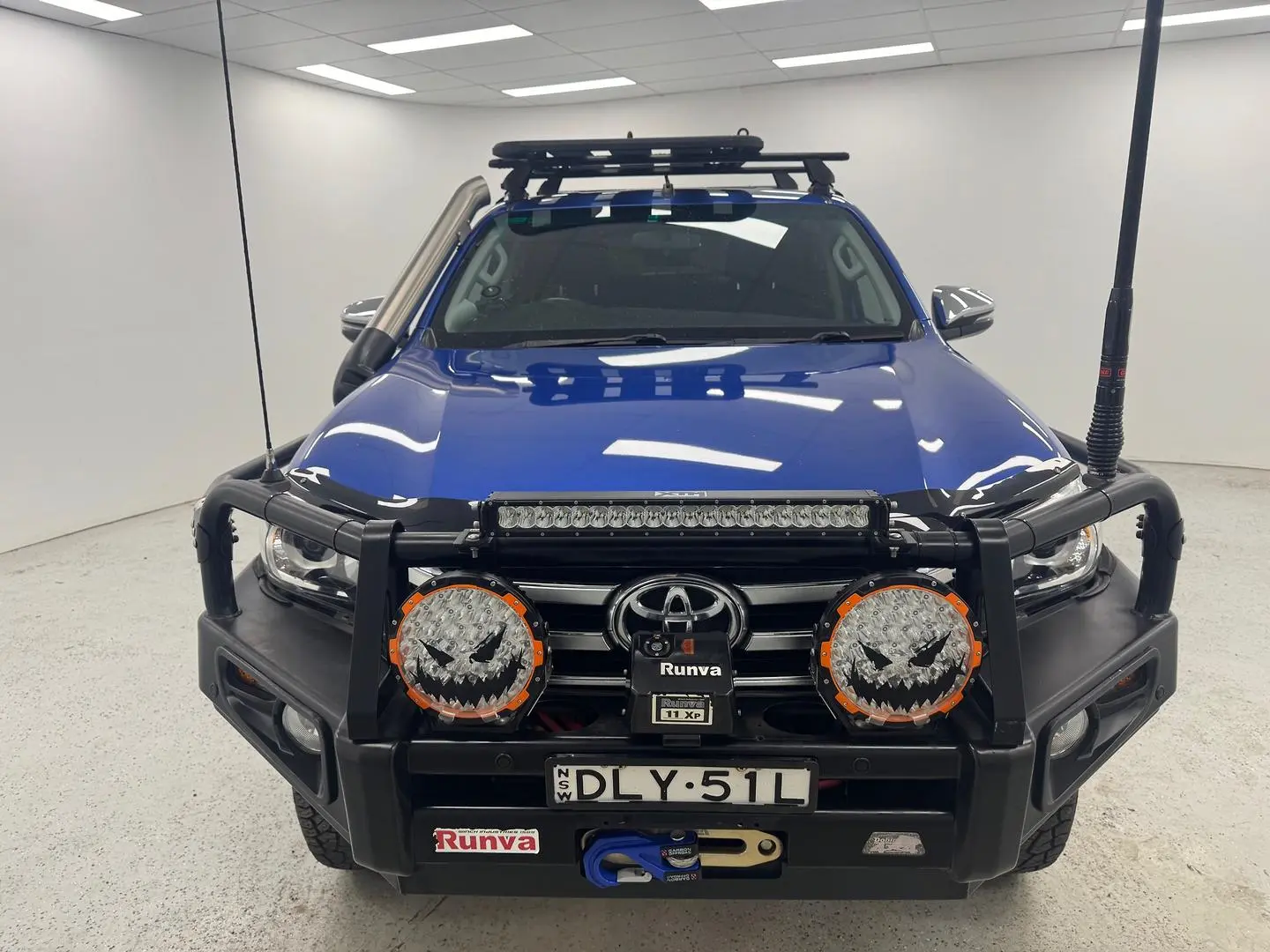 2016 Toyota Hilux Gallery Image 41