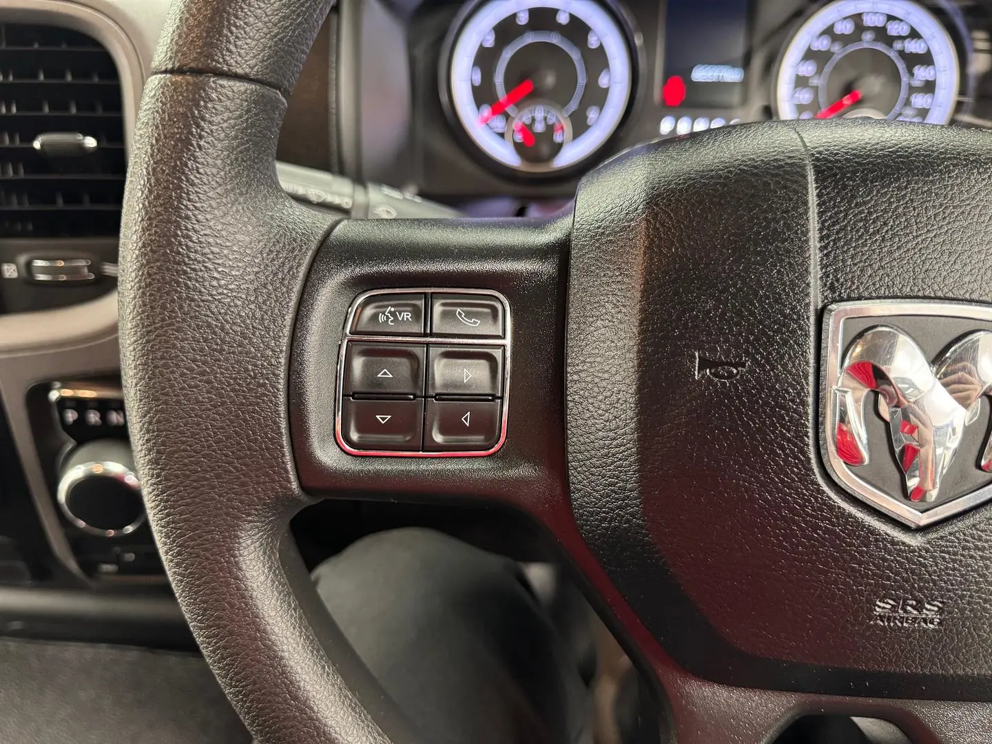 2022 RAM 1500 Gallery Image 15