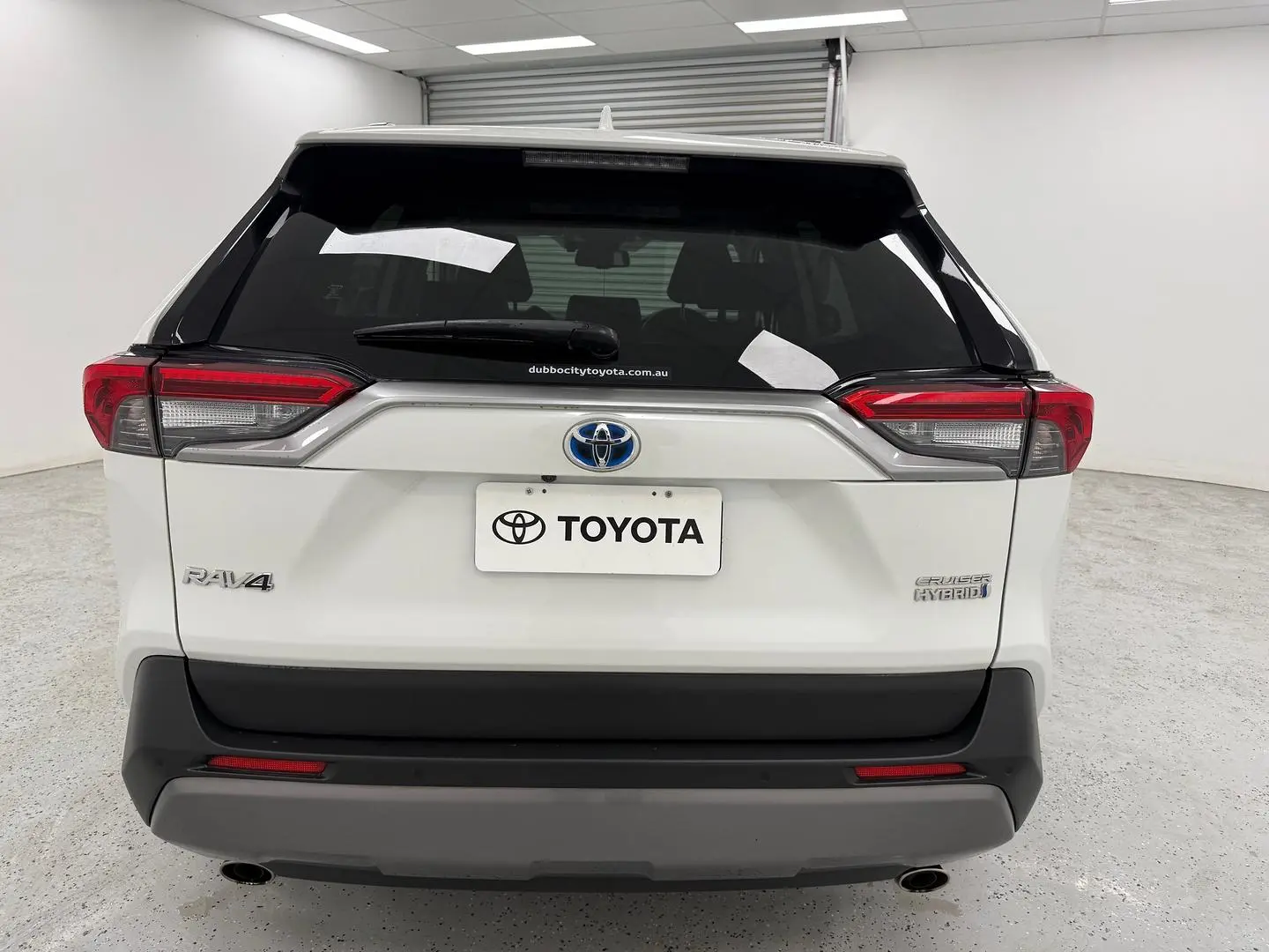 2020 Toyota RAV4 Gallery Image 4