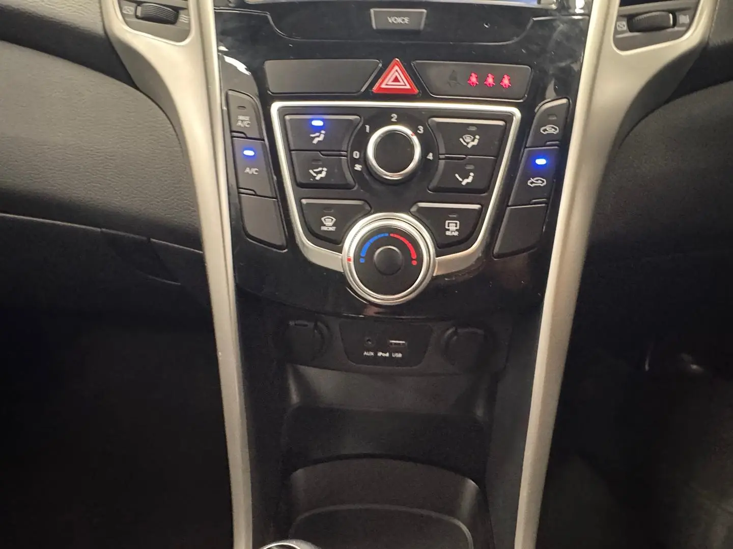 2016 Hyundai i30 Gallery Image 22