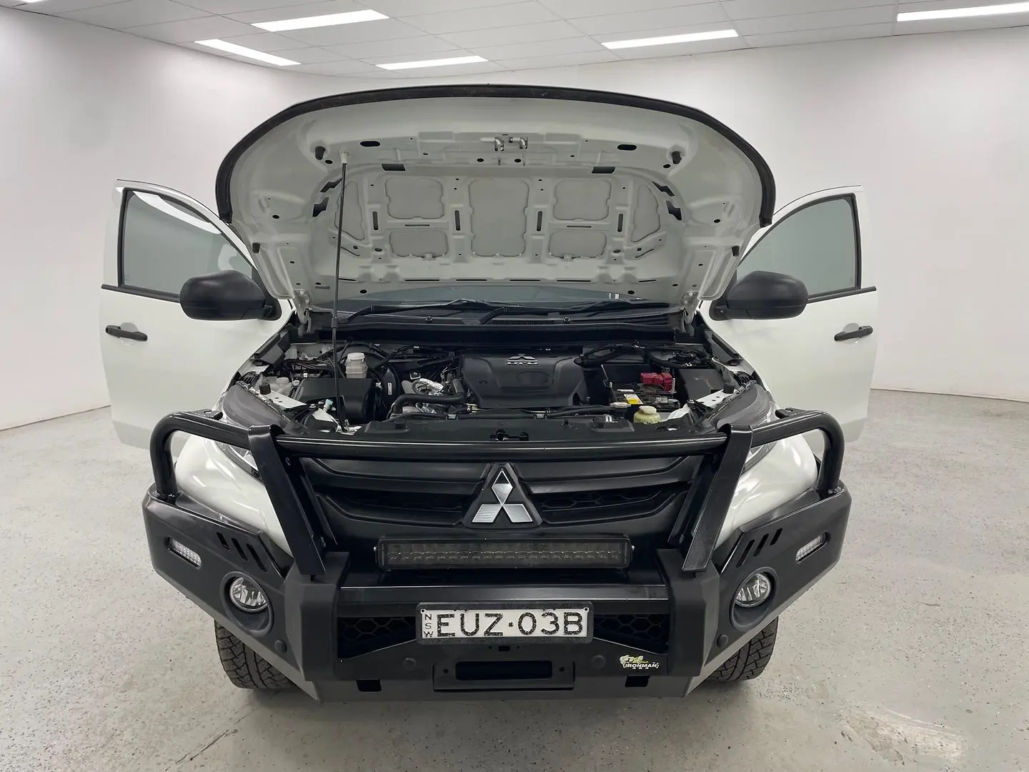 2022 Mitsubishi Triton Gallery Image 15