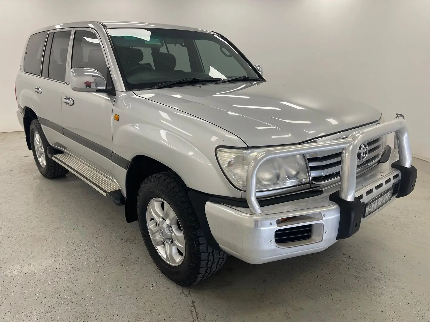 2006 Toyota Landcruiser Gallery Image 1