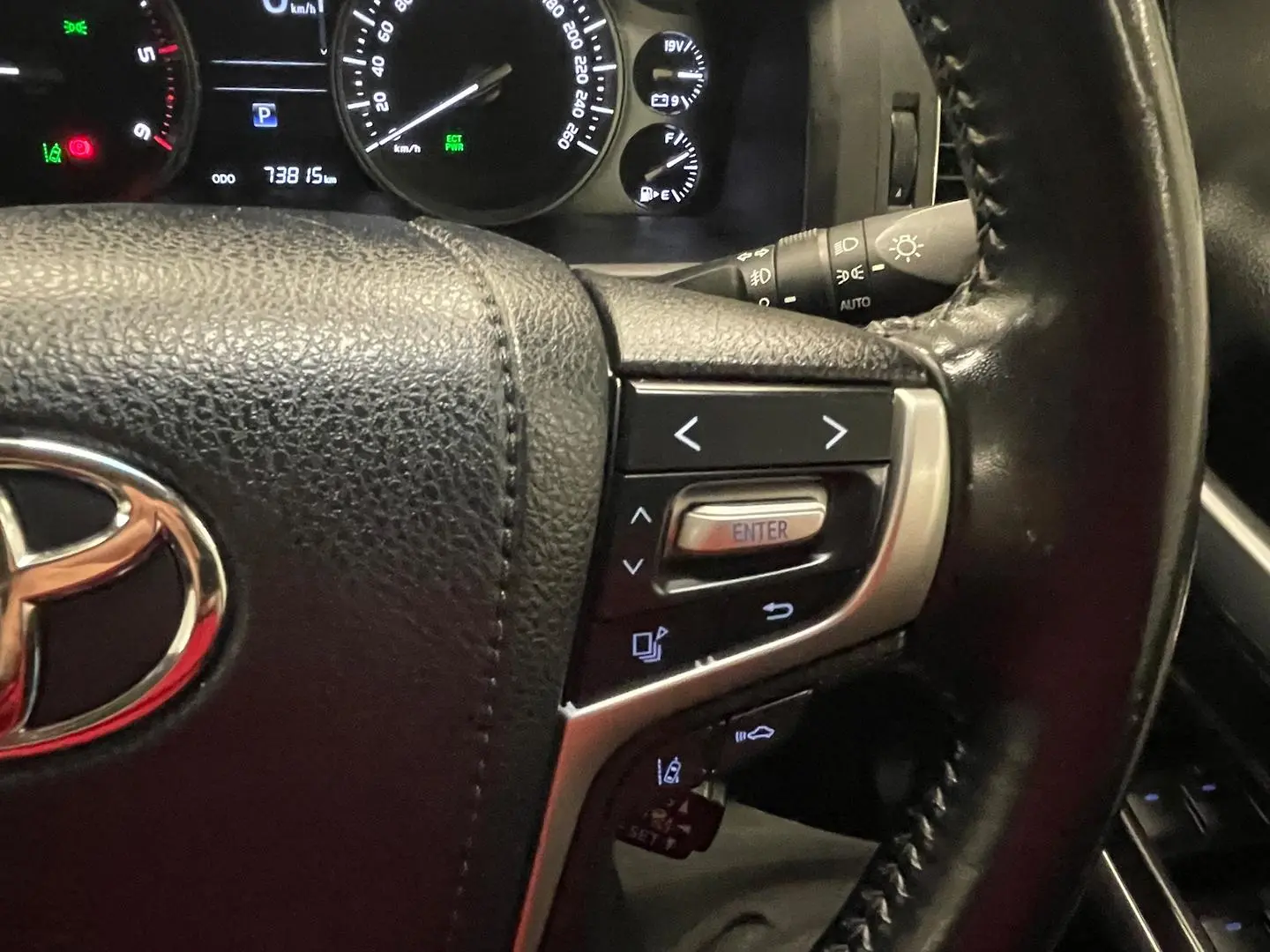 2020 Toyota Landcruiser Gallery Image 30