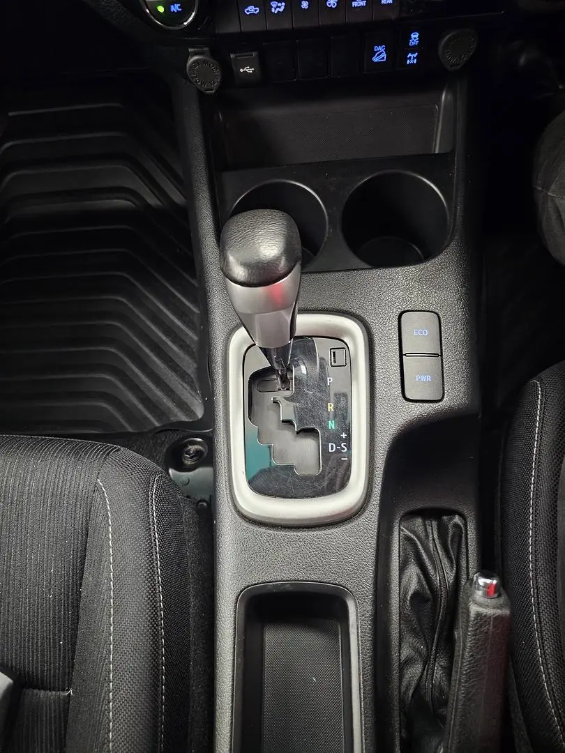 2023 Toyota Hilux Gallery Image 33