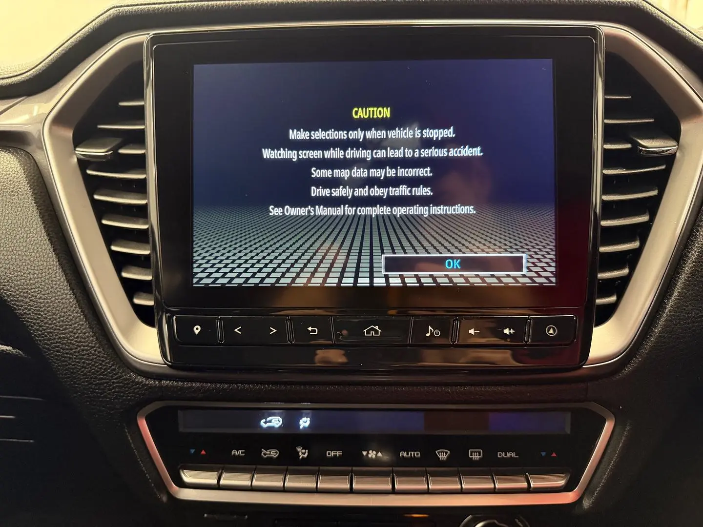 2022 Isuzu D-MAX Gallery Image 32