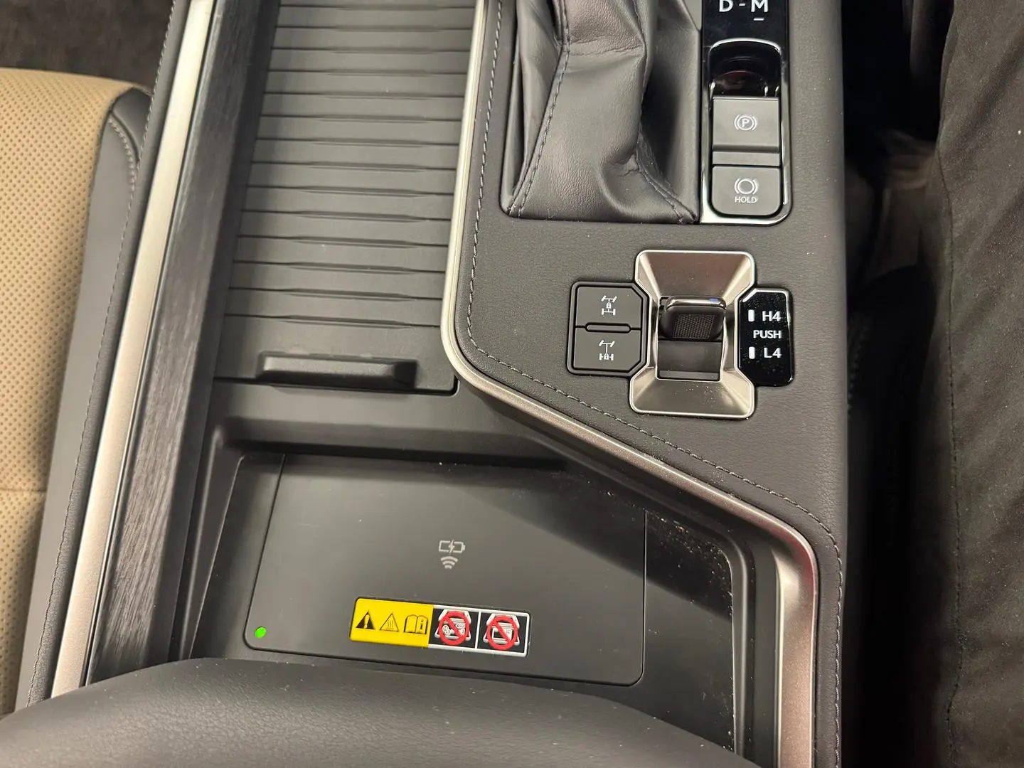 2024 Lexus GX Gallery Image 25