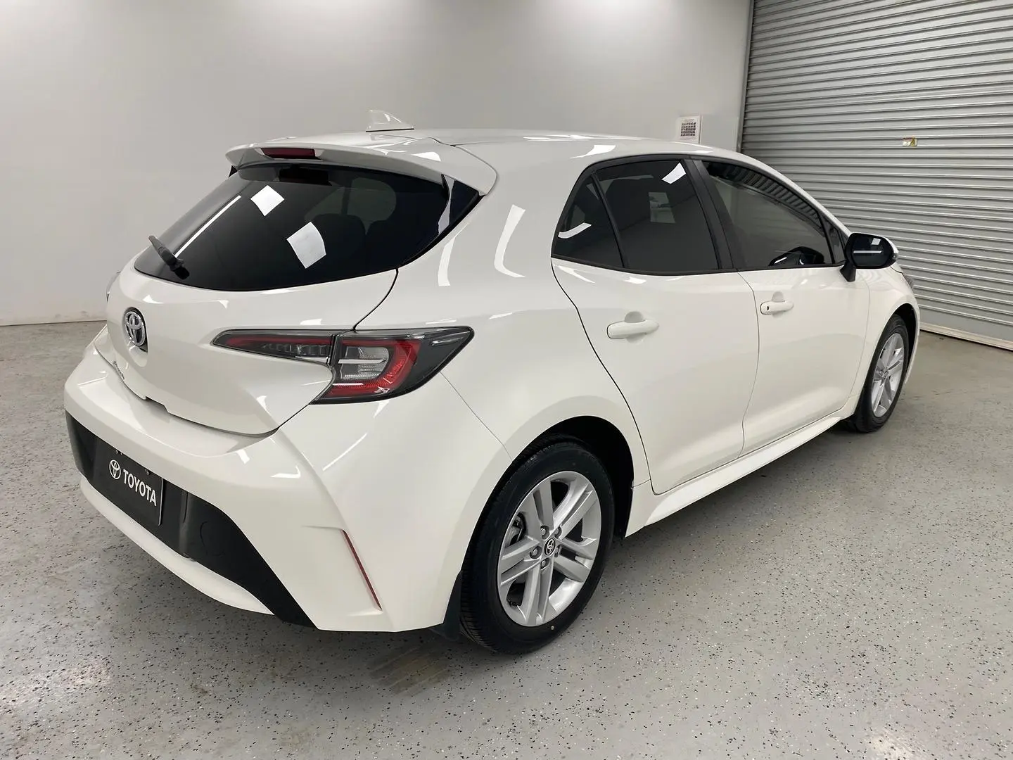 2019 Toyota Corolla Gallery Image 3