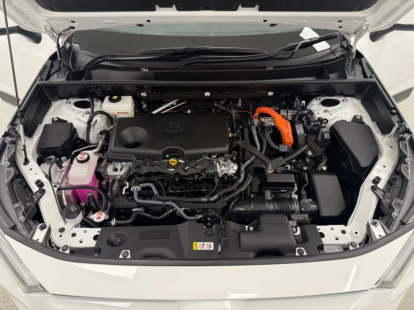 2022 Toyota RAV4 Gallery Image 22