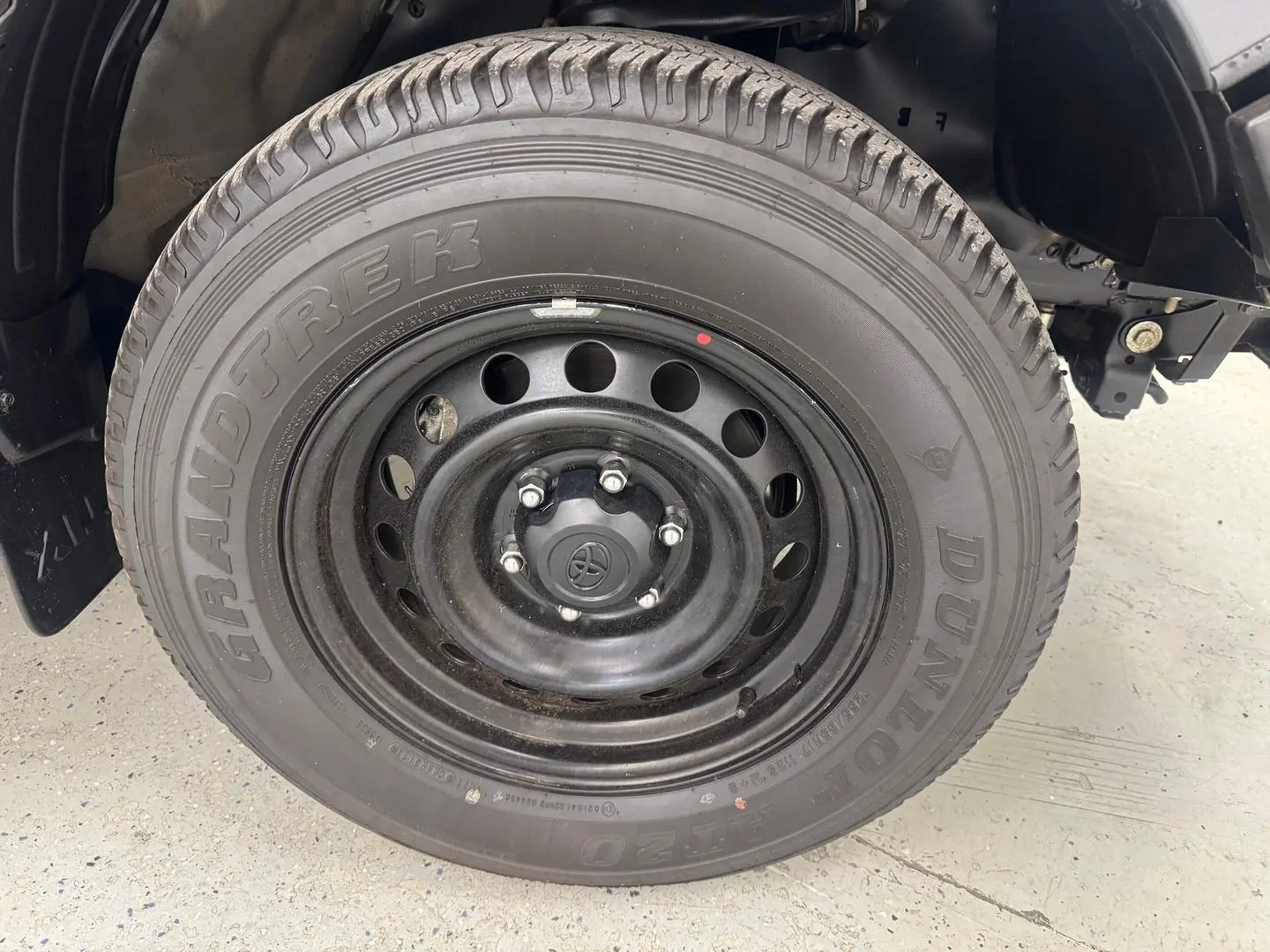 2022 Toyota Hilux Gallery Image 14