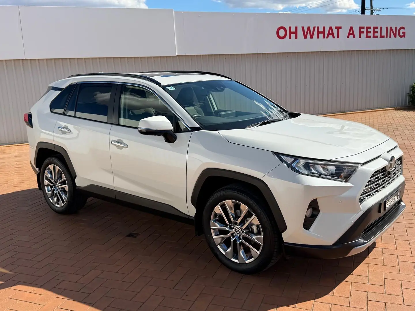 2020 Toyota RAV4 Gallery Image 2