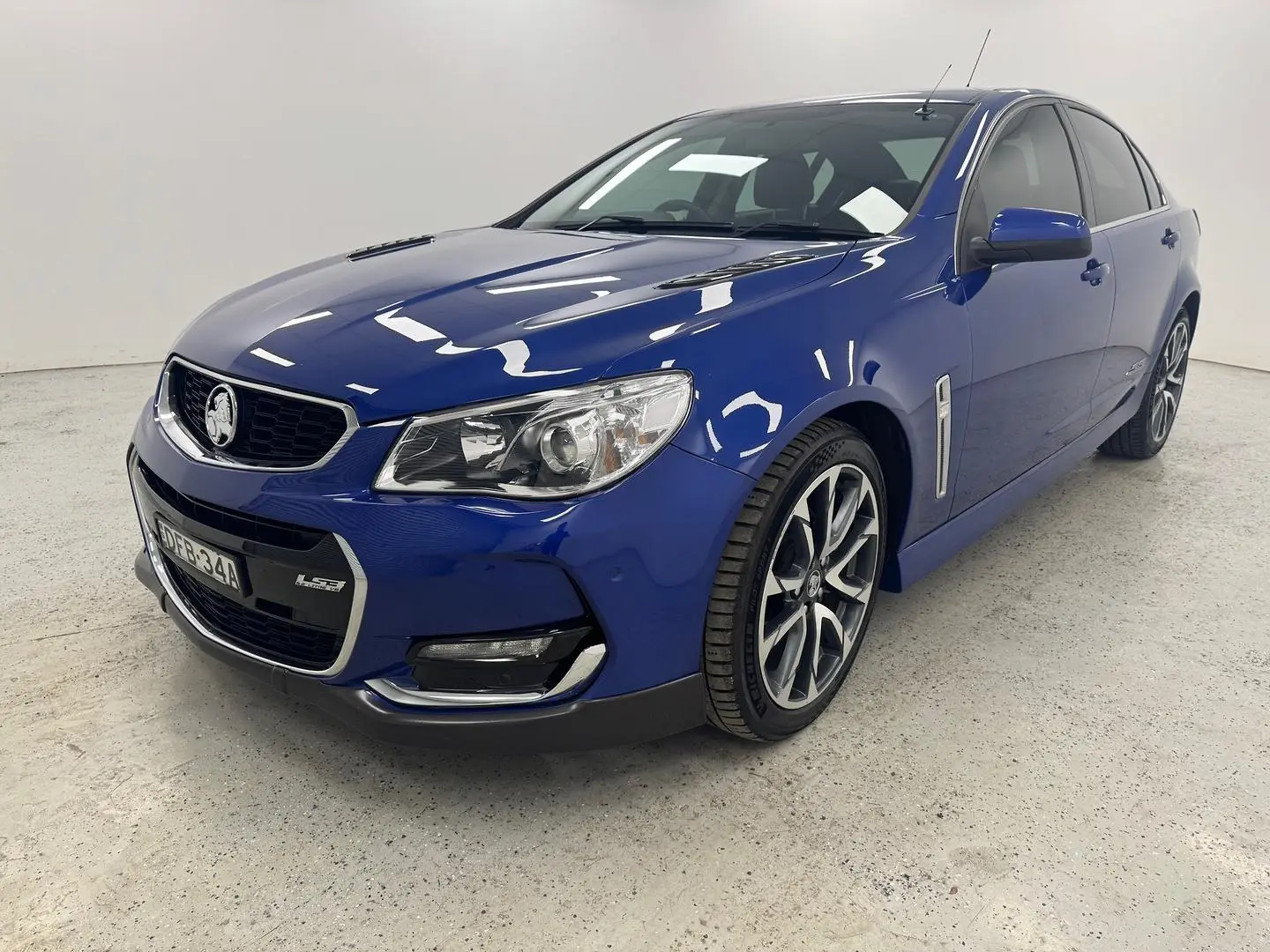 2016 Holden Commodore Gallery Image 6