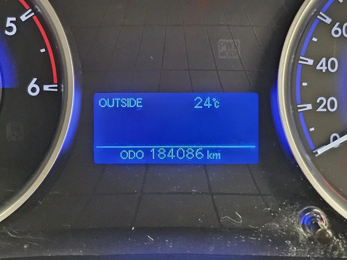 2015 Toyota Hilux Gallery Image 29