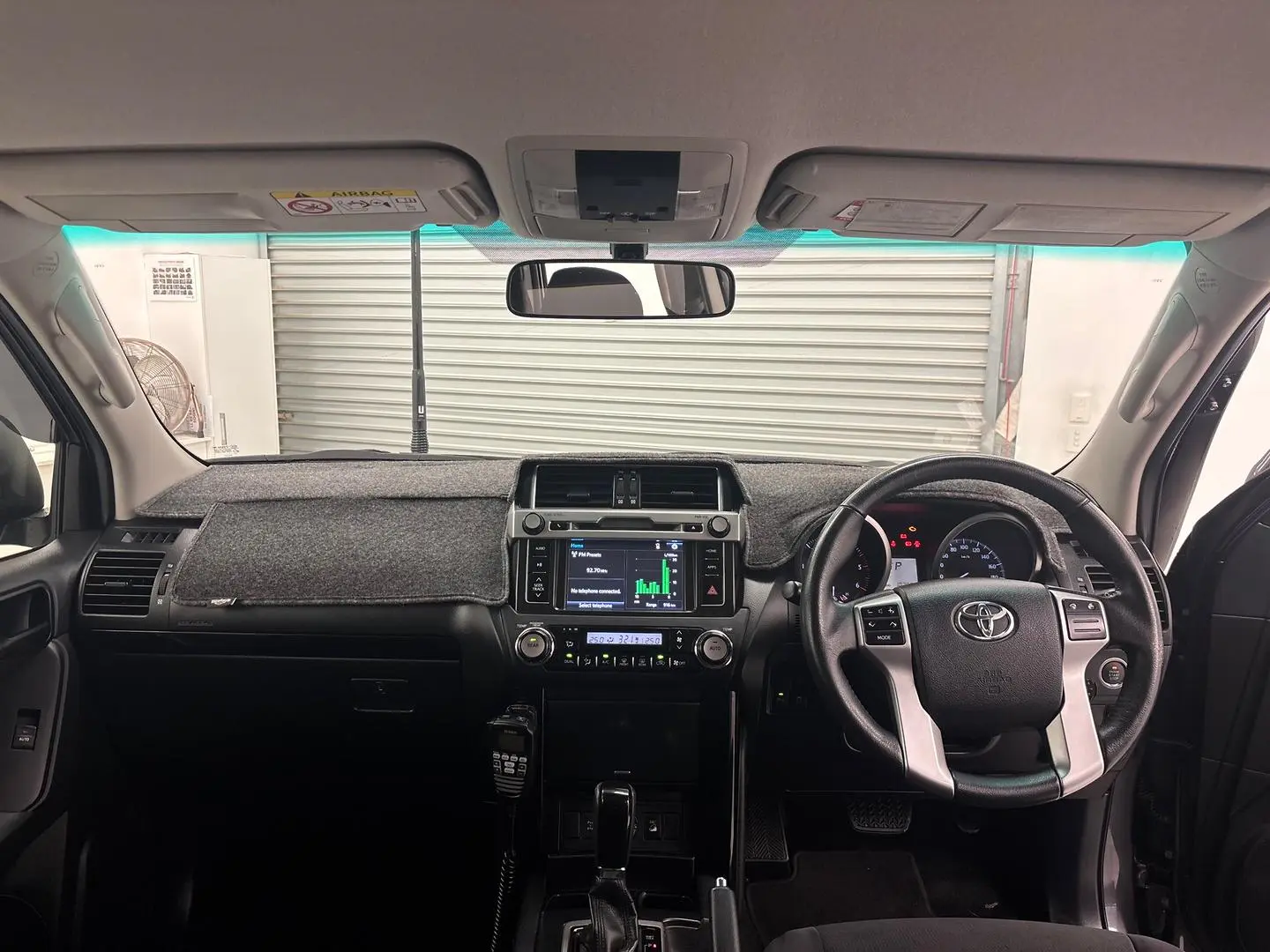 2015 Toyota Landcruiser Prado Gallery Image 24