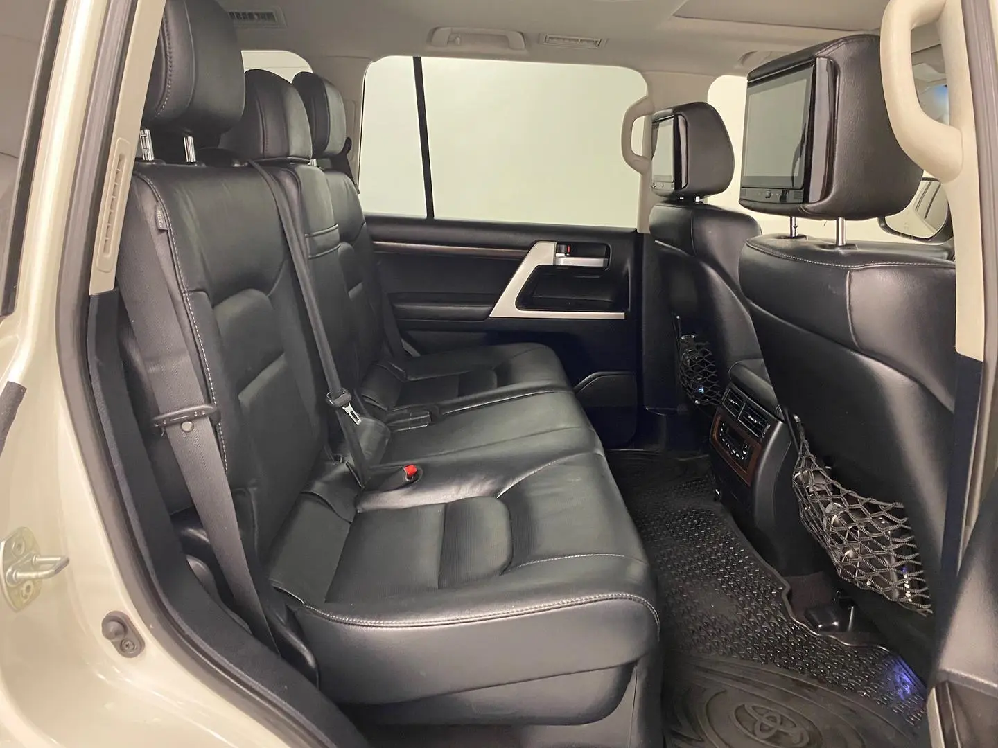 2019 Toyota Landcruiser Gallery Image 20