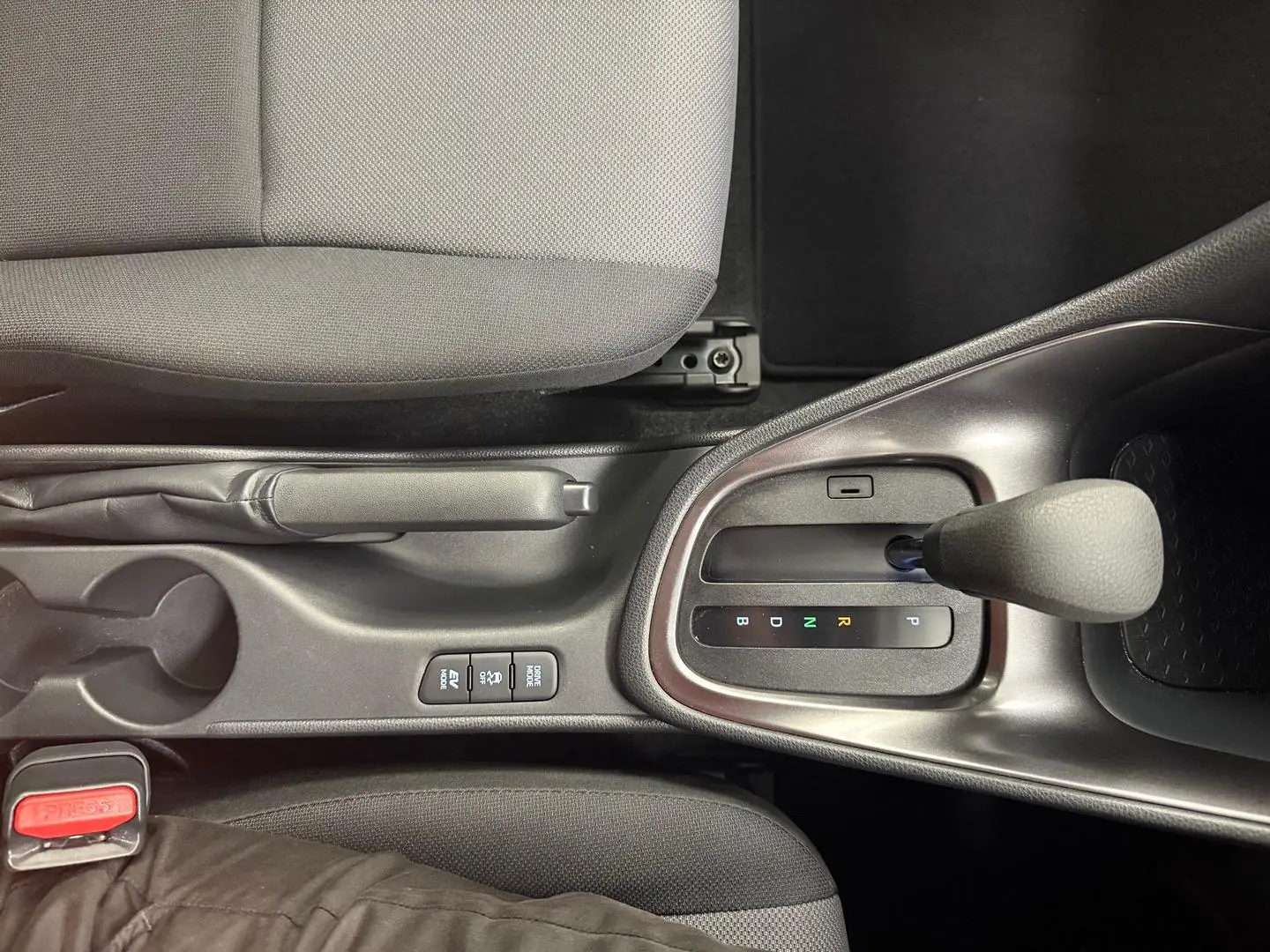 2024 Toyota Yaris Gallery Image 33