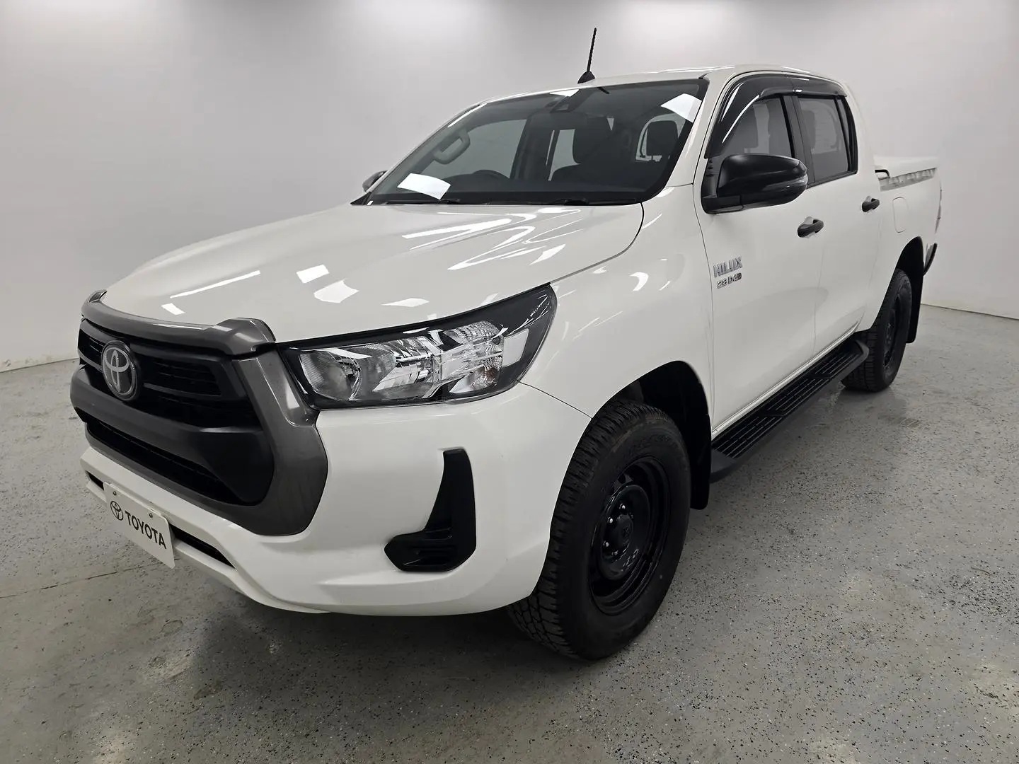 2021 Toyota Hilux Gallery Image 7