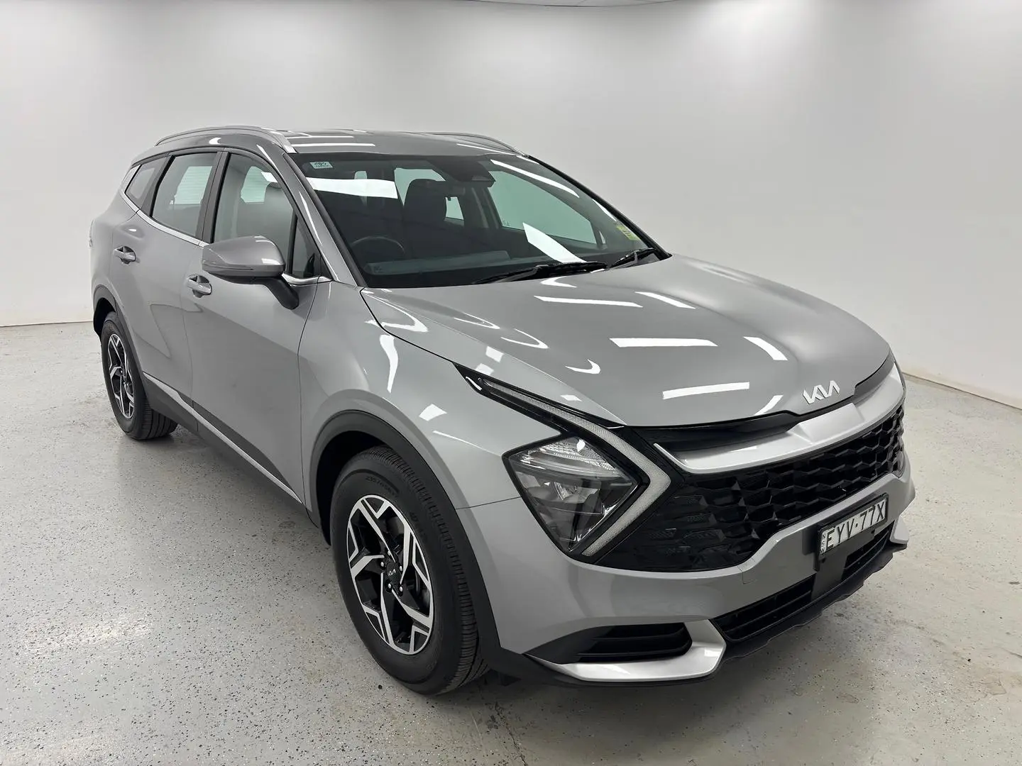 2023 Kia Sportage Gallery Image 1