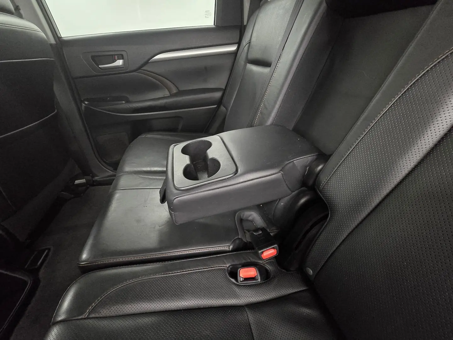 2015 Toyota Kluger Gallery Image 31