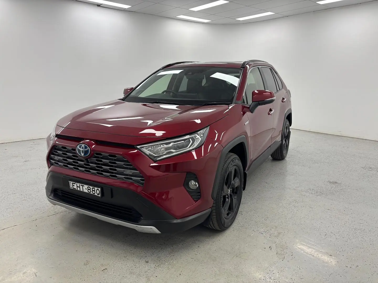 2020 Toyota RAV4 Gallery Image 7