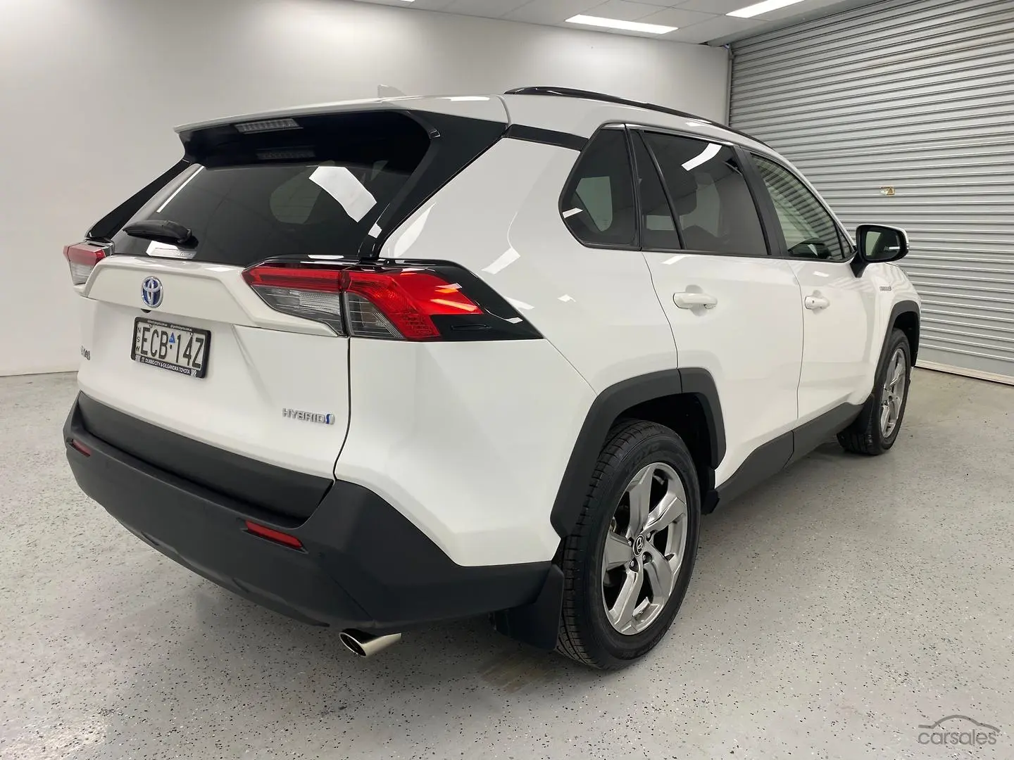 2019 Toyota RAV4 Image 3