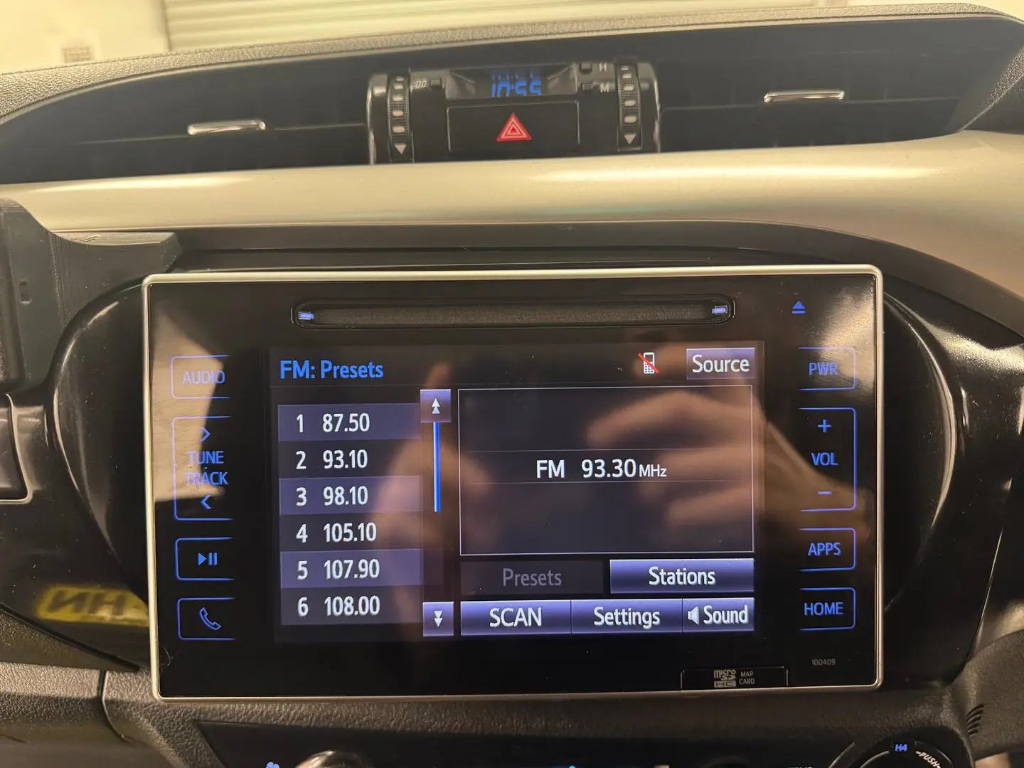 2020 Toyota Hilux Gallery Image 22