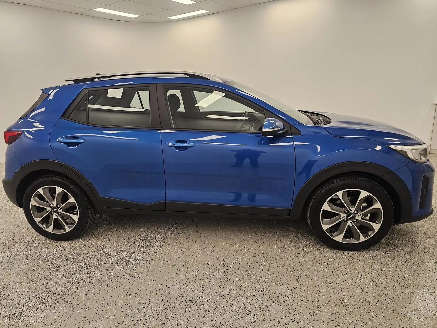 2024 Kia Stonic Gallery Image 2