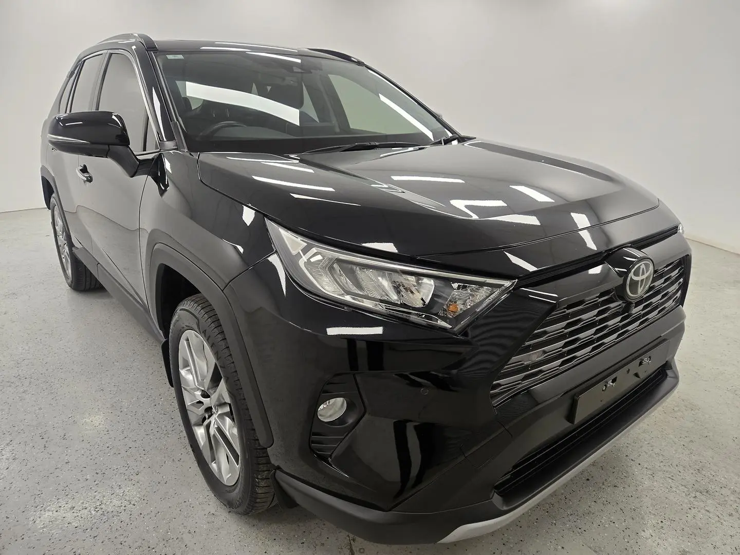 2021 Toyota Rav4 Gallery Image 1