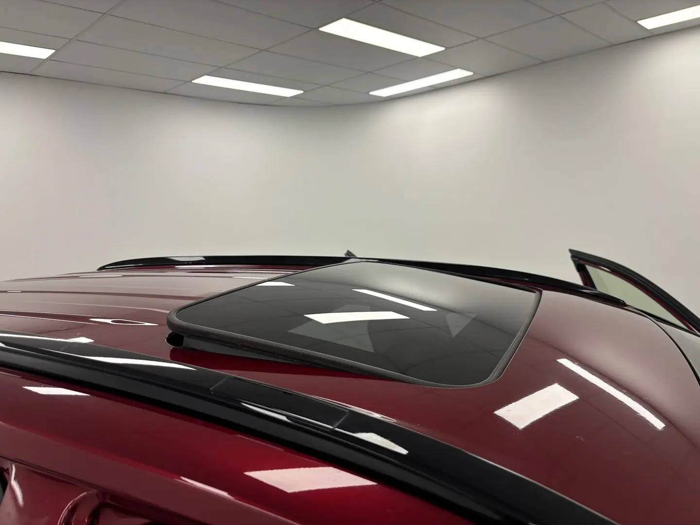 2020 Toyota RAV4 Gallery Image 35