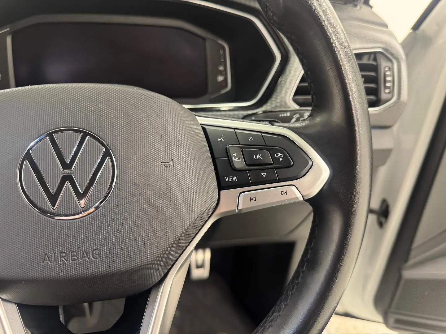 2021 Volkswagen T-Cross Gallery Image 18