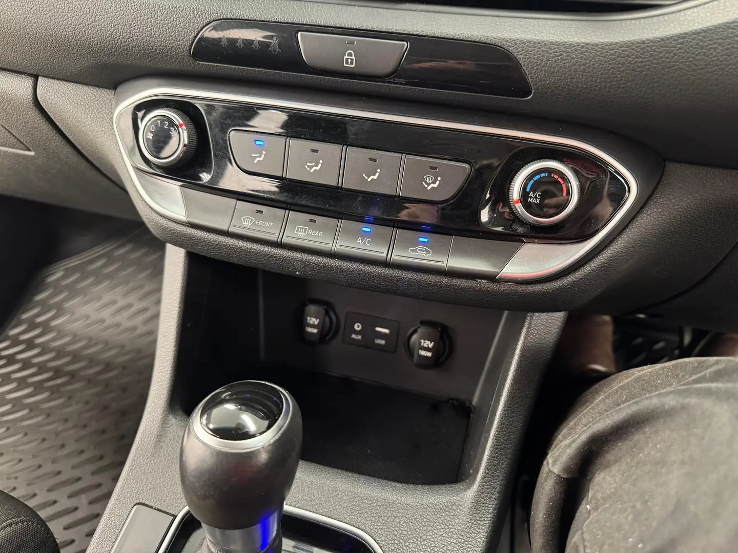 2019 Hyundai i30 Gallery Image 22