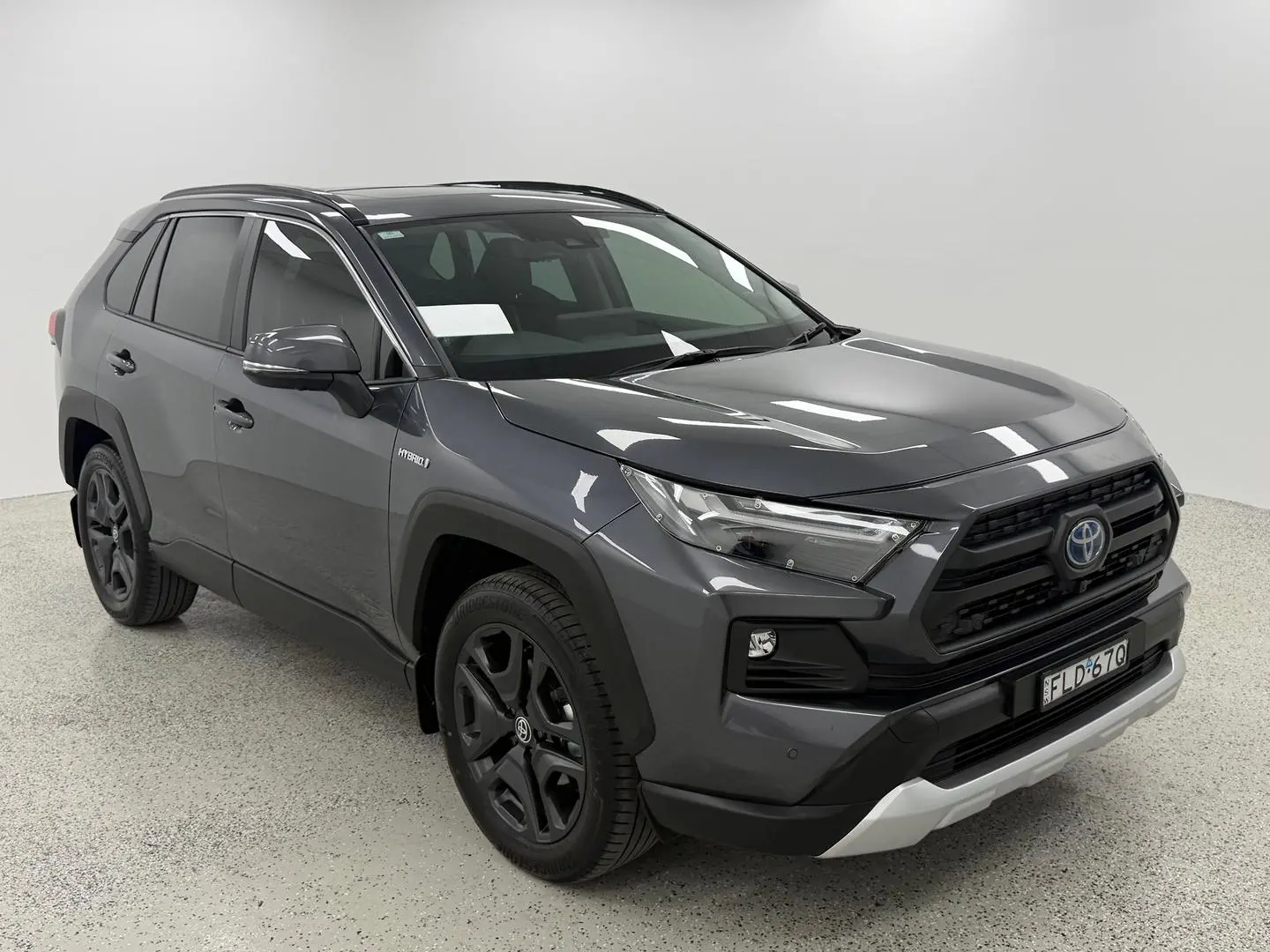 2024 Toyota RAV4 Gallery Image 2