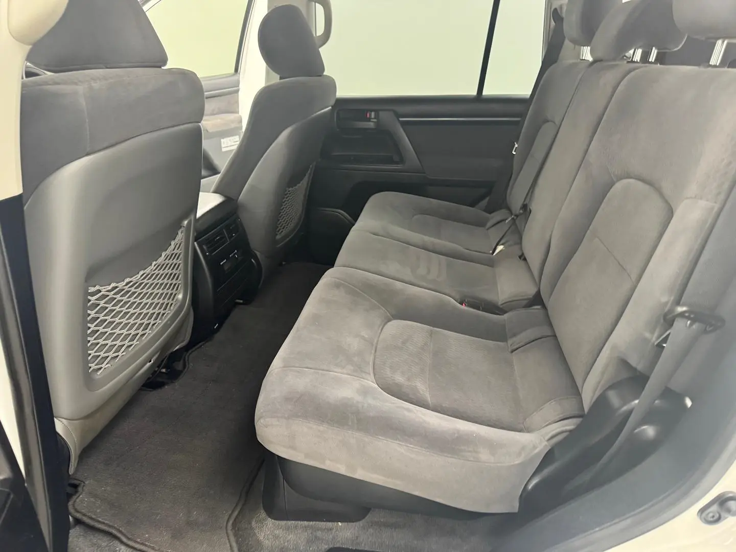 2015 Toyota Landcruiser Gallery Image 15