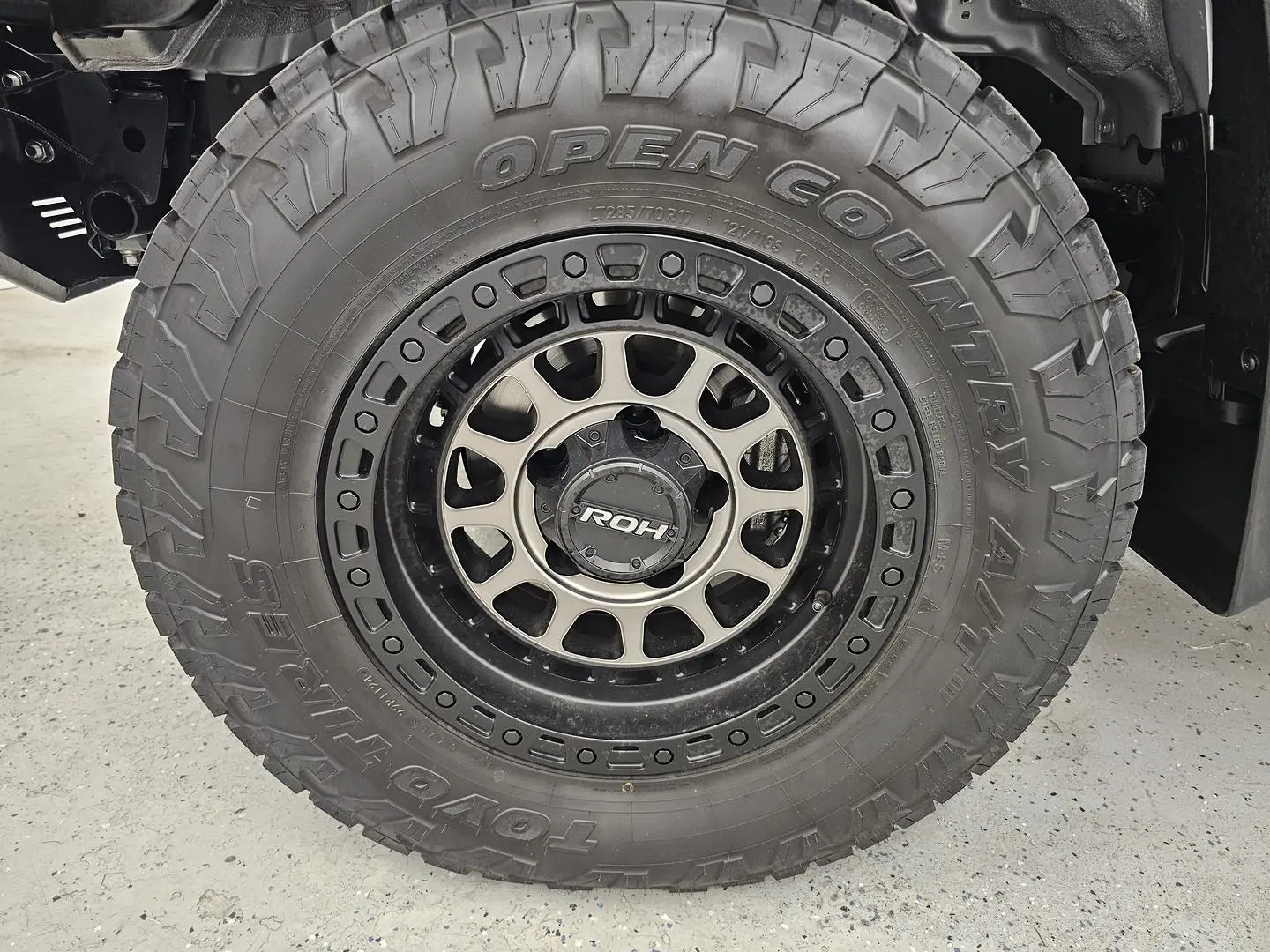 2024 Toyota Landcruiser Gallery Image 10