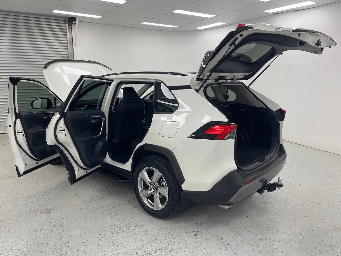 2021 Toyota RAV4 Gallery Image 12