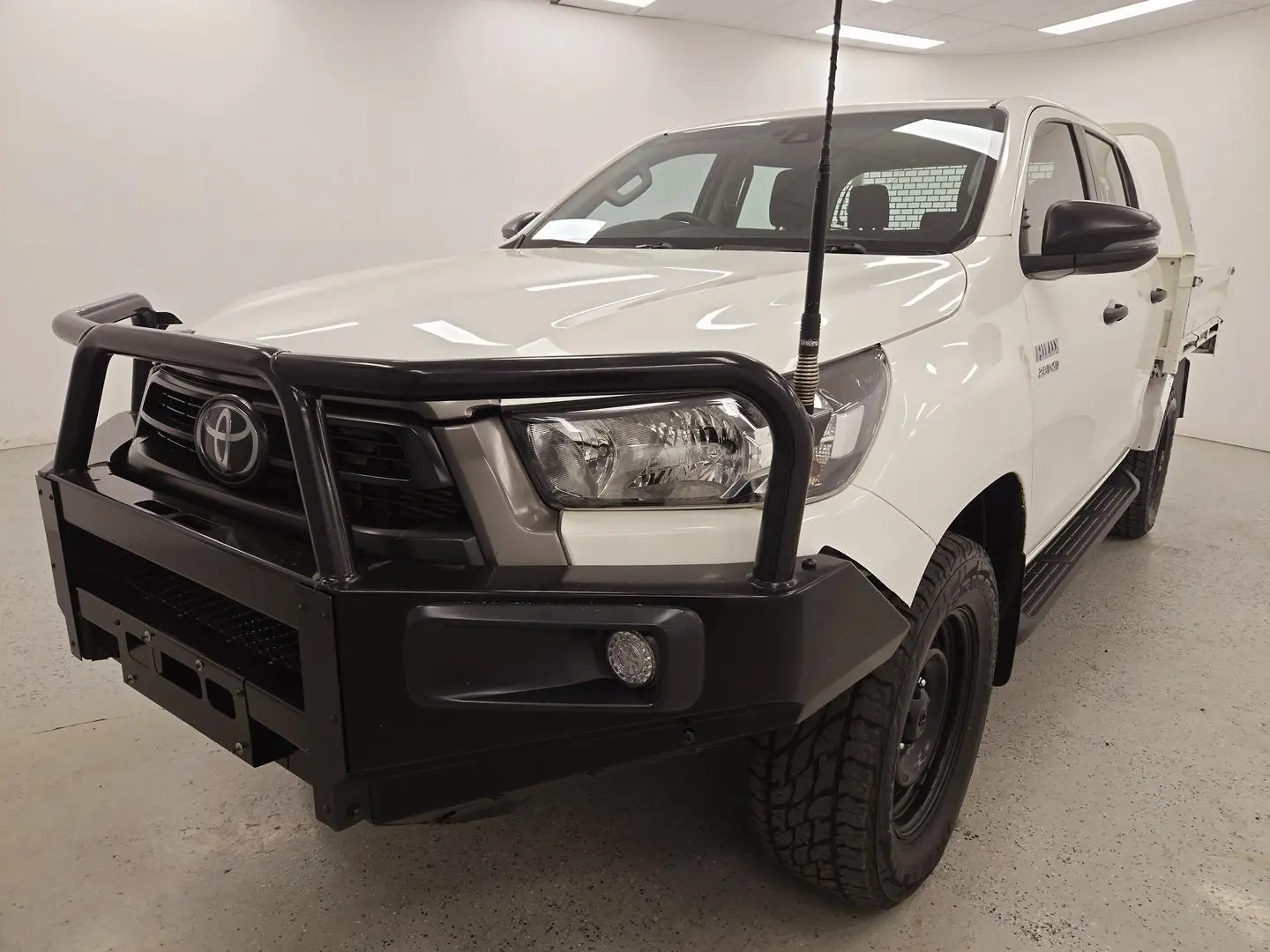 2022 Toyota Hilux Gallery Image 7