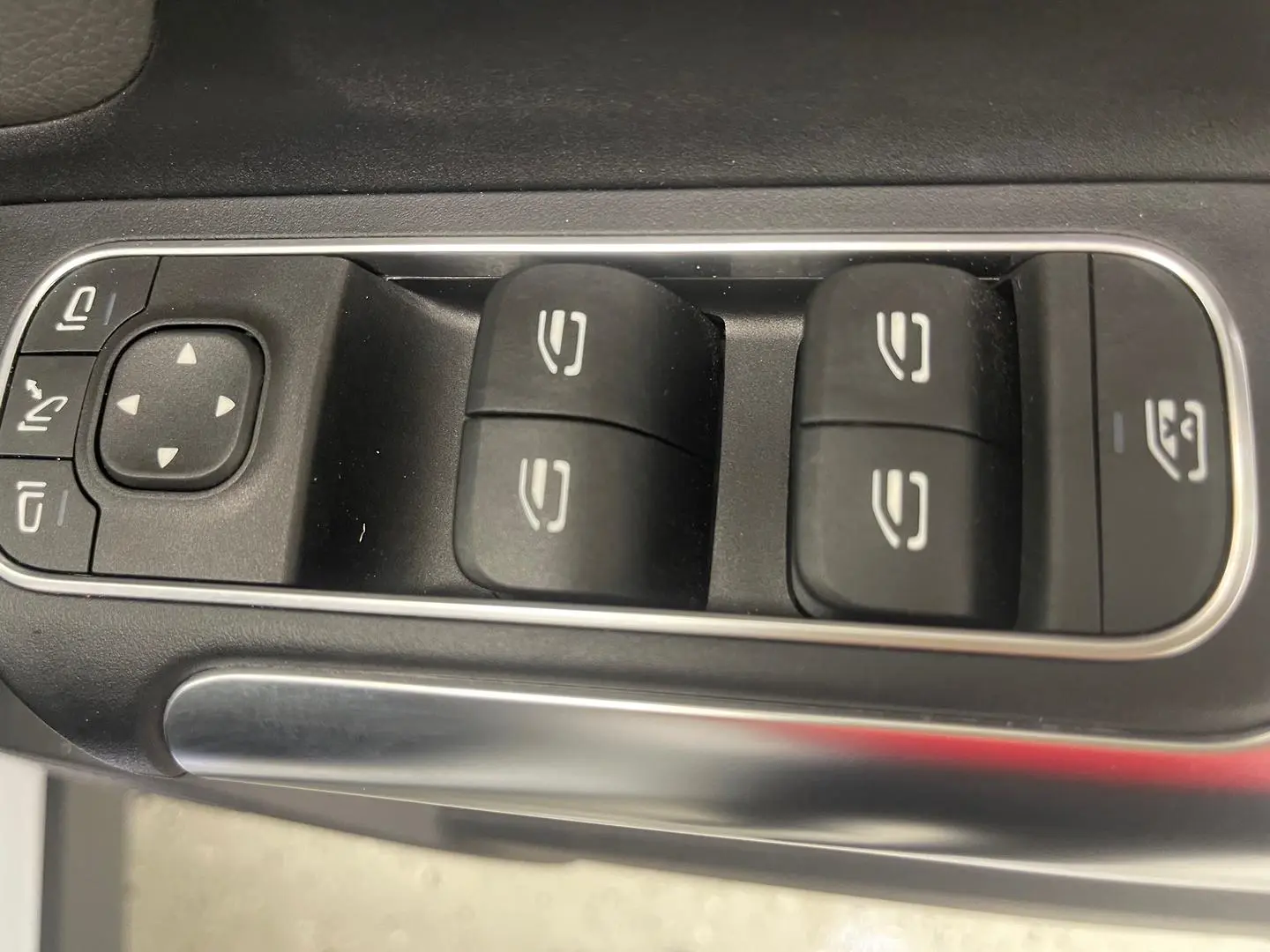 2020 Mercedes-Benz GLA-Class Gallery Image 22