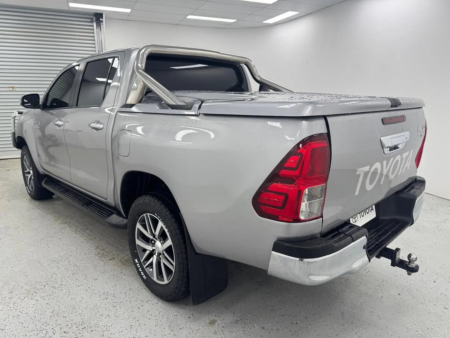 2020 Toyota Hilux Gallery Image 4