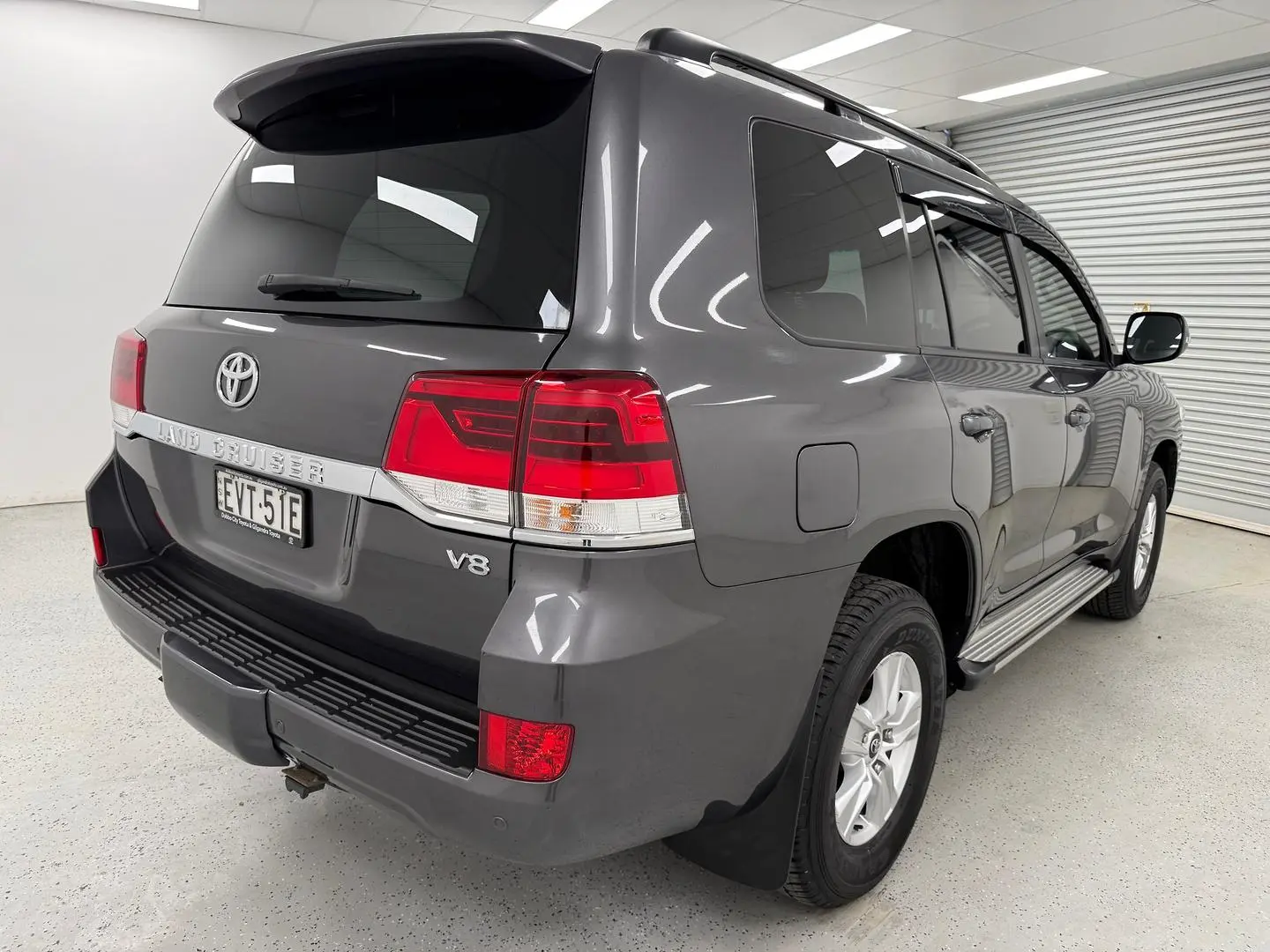 2019 Toyota Landcruiser Gallery Image 3